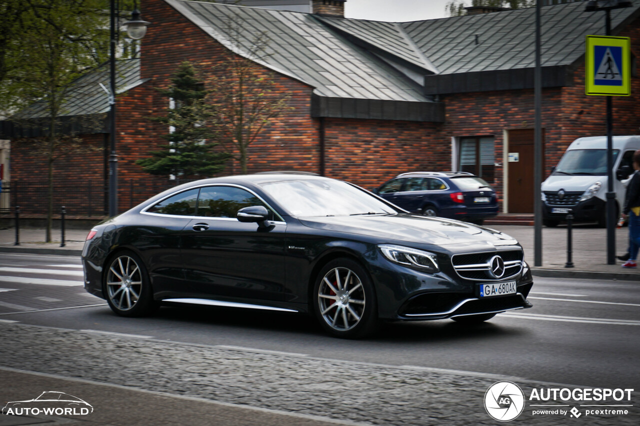 Mercedes-AMG S 63 Coupé C217