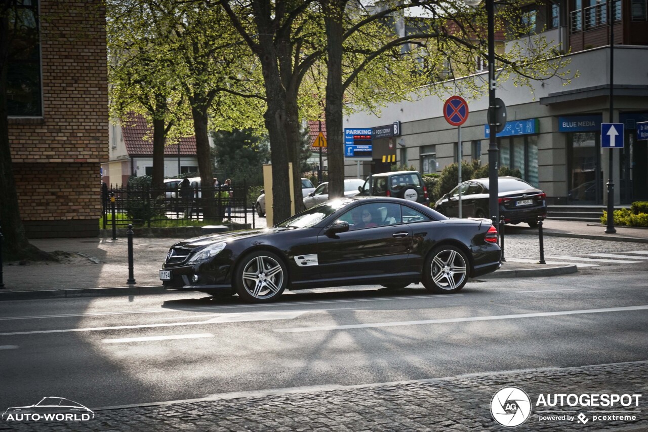 Mercedes-Benz SL 63 AMG