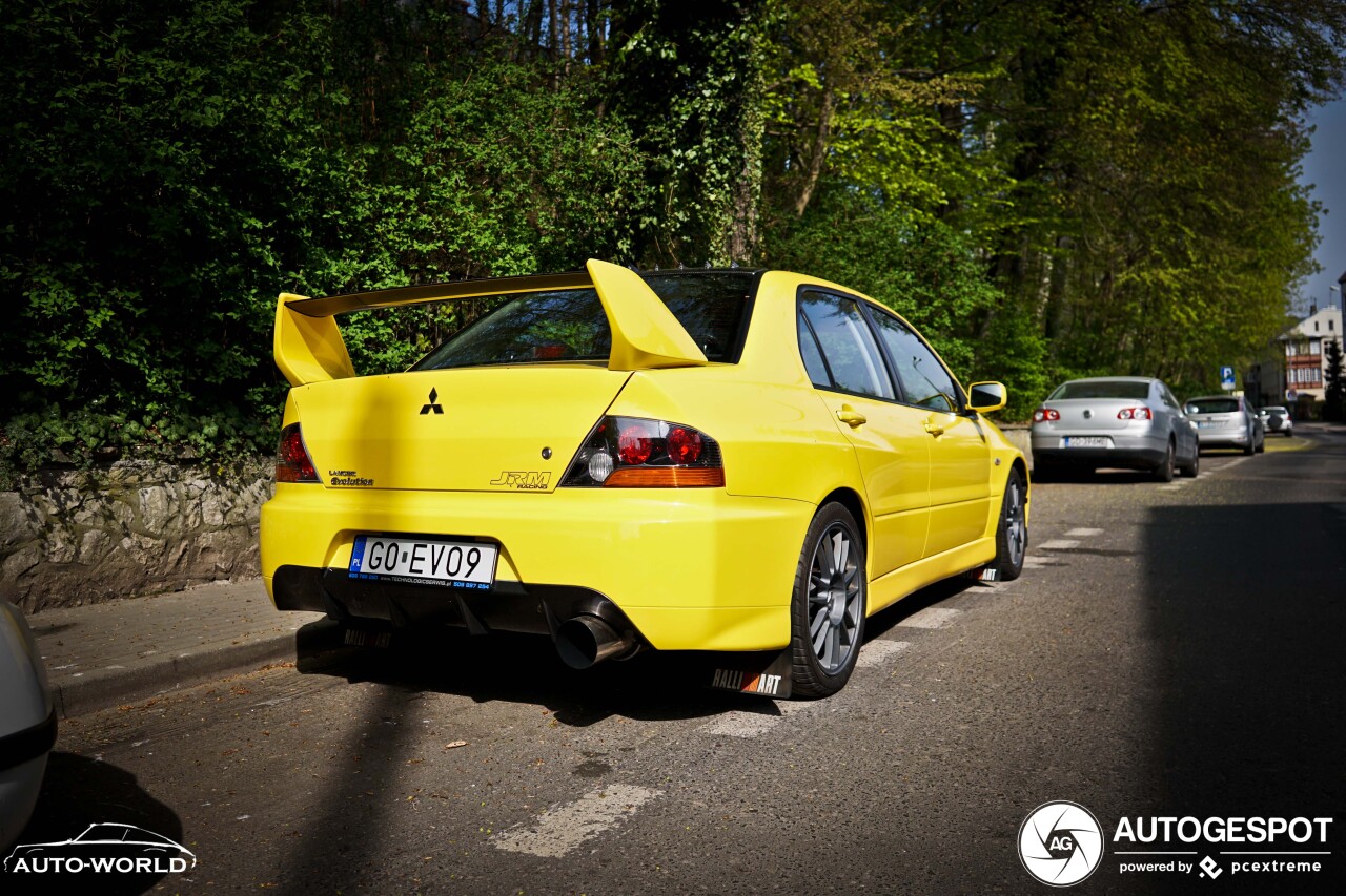 Mitsubishi Lancer Evolution IX