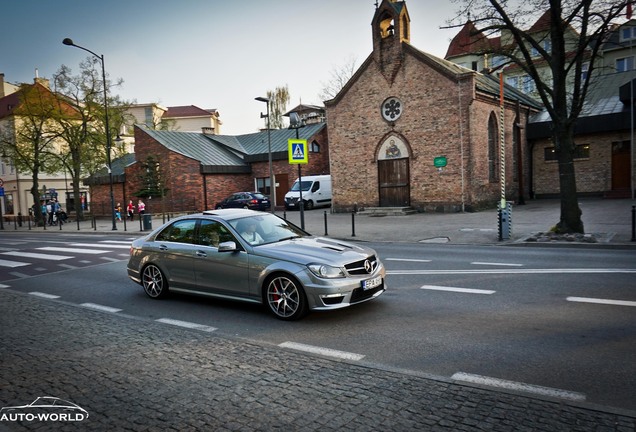 Mercedes-Benz C 63 AMG Edition 507