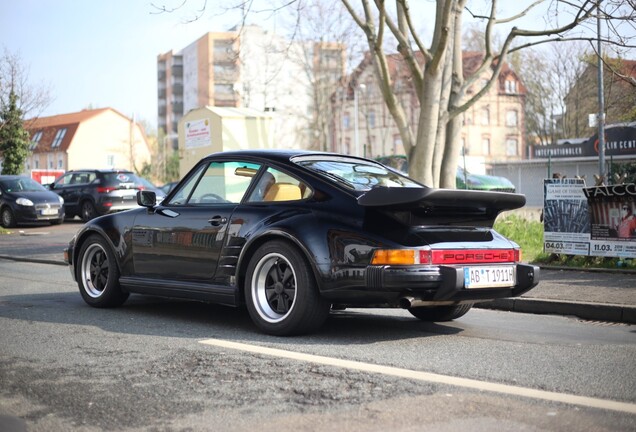 Porsche 930 Turbo Flatnose