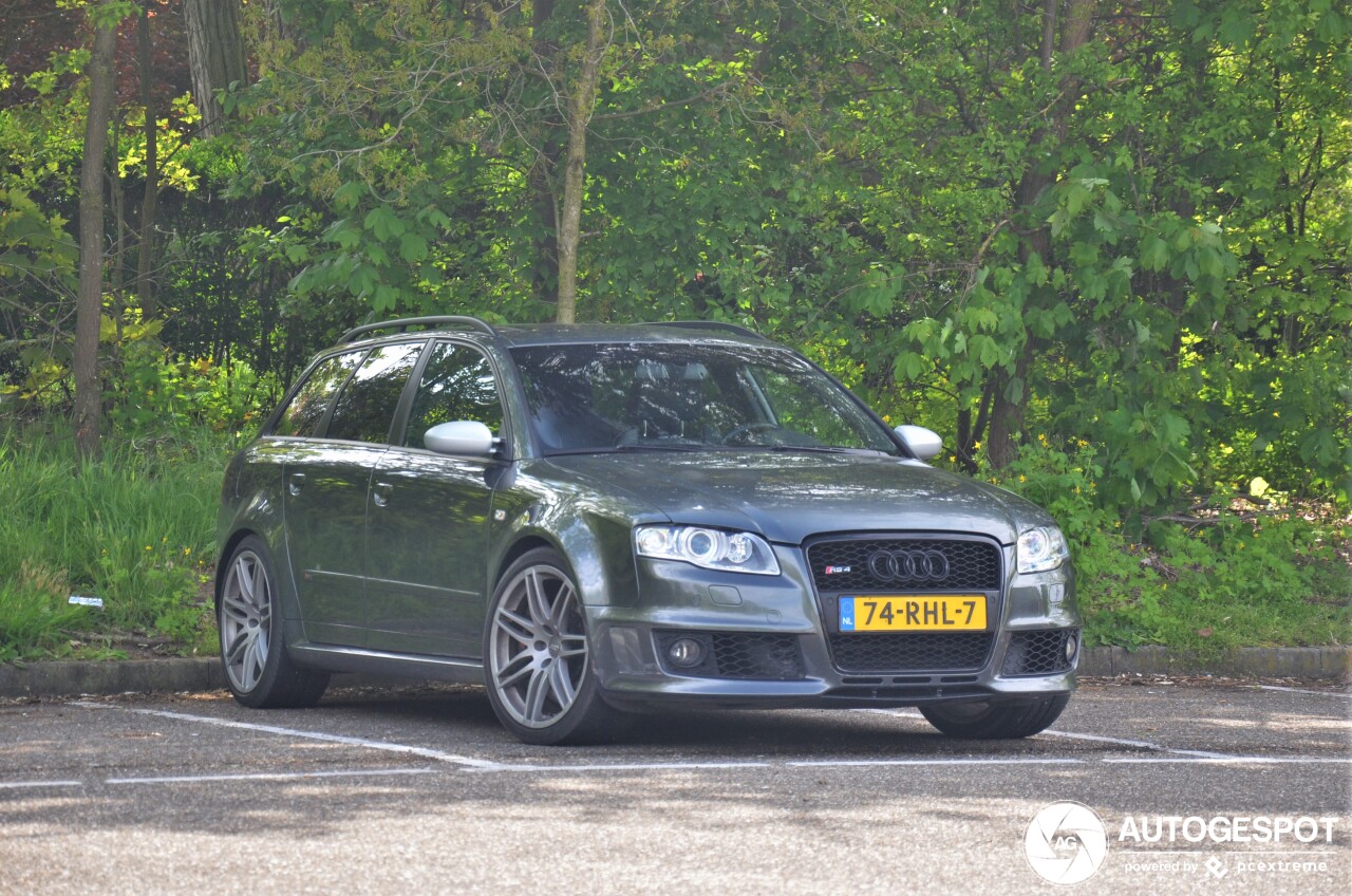 Audi RS4 Avant B7