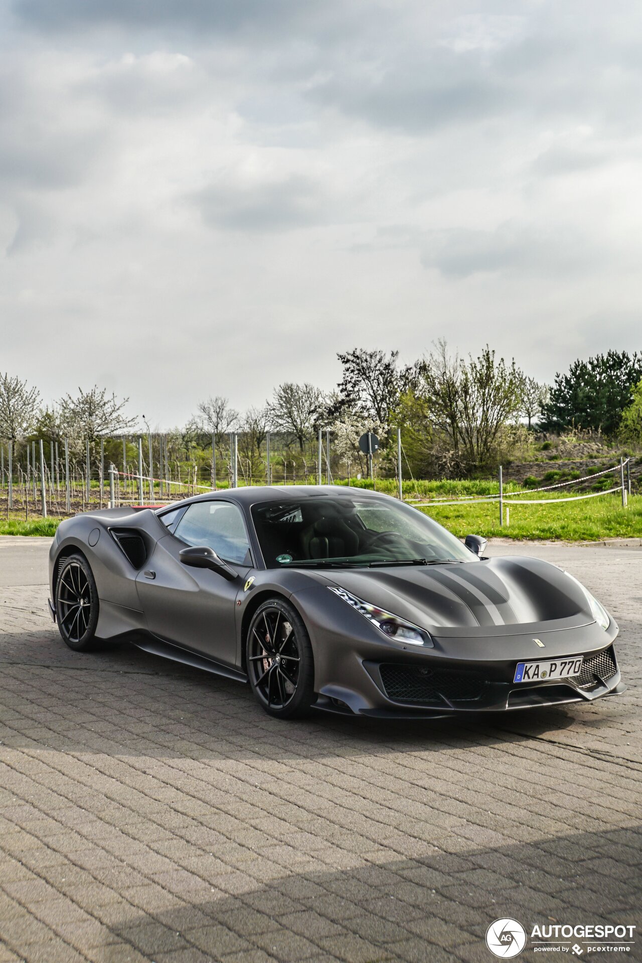 Ferrari 488 Pista