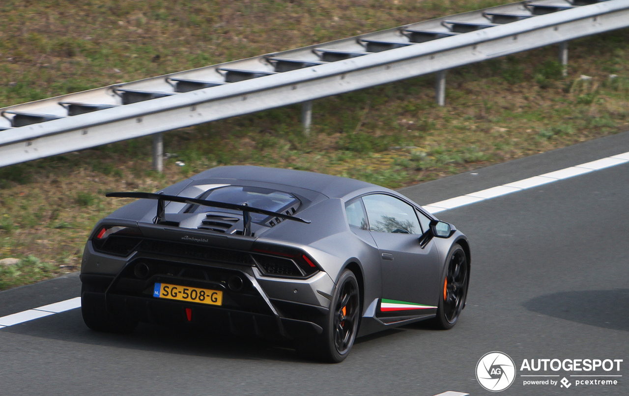 Lamborghini Huracán LP640-4 Performante