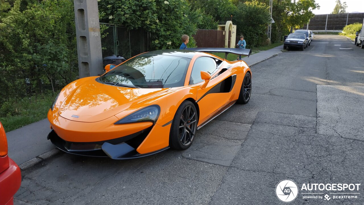 McLaren 570S