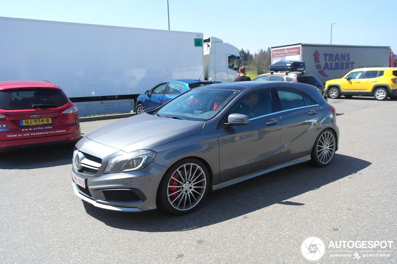 Mercedes-Benz A 45 AMG