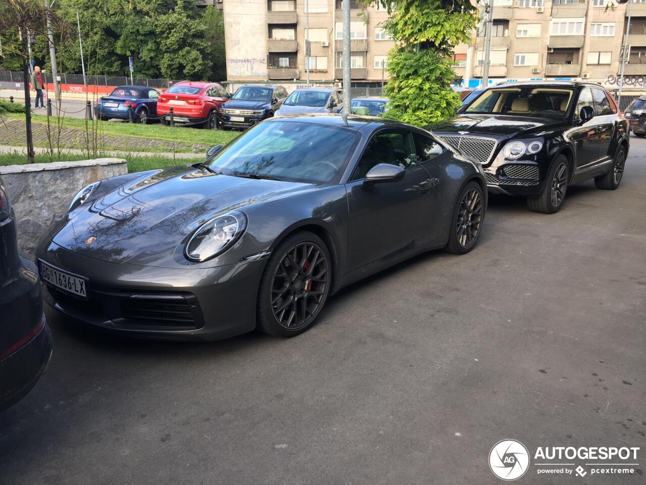 Porsche 992 Carrera 4S