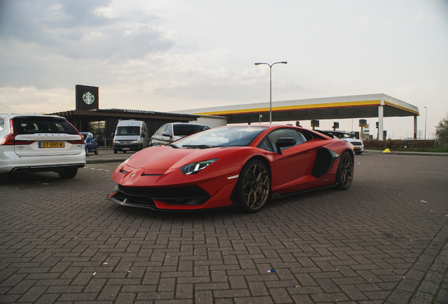 Lamborghini Aventador LP770-4 SVJ