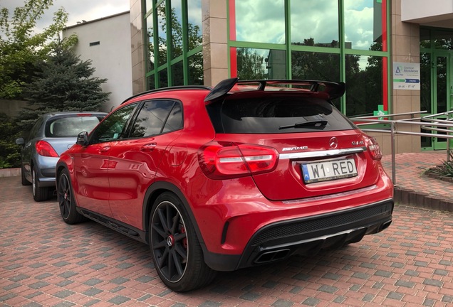 Mercedes-AMG GLA 45 X156