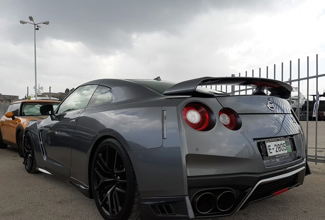 Nissan GT-R 2017