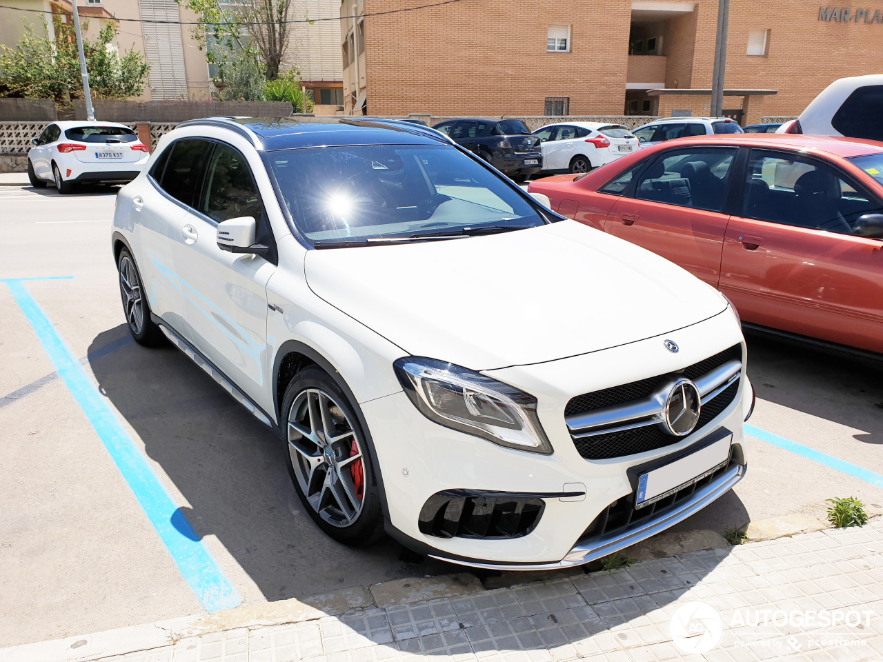 Mercedes-AMG GLA 45 X156 2017