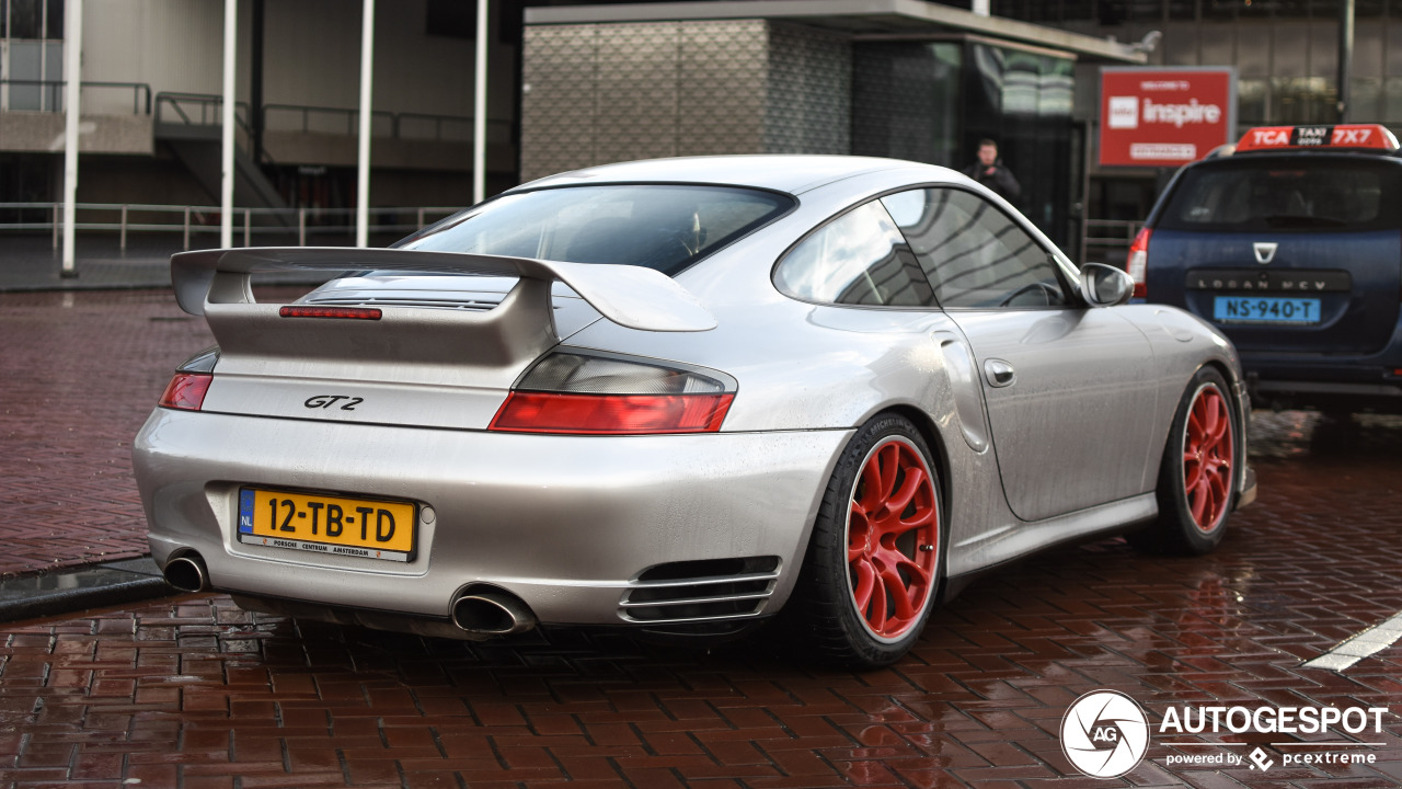 Porsche 996 GT2