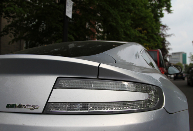 Aston Martin V8 Vantage N400