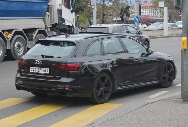 Audi RS4 Avant B9