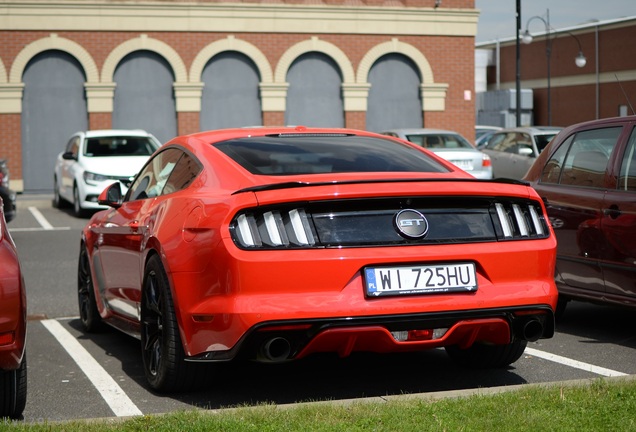 Ford Mustang GT 2015