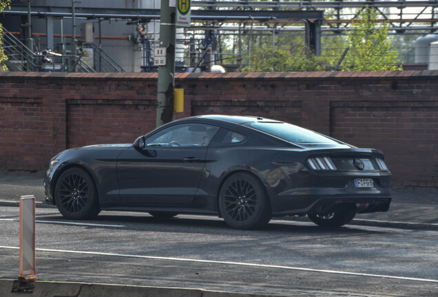 Ford Mustang GT 2015