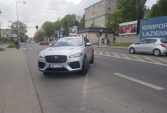 Jaguar F-PACE SVR