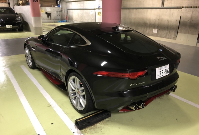 Jaguar F-TYPE R Coupé