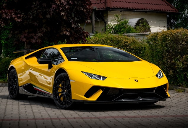 Lamborghini Huracán LP640-4 Performante