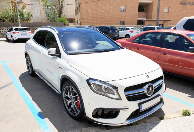 Mercedes-AMG GLA 45 X156 2017