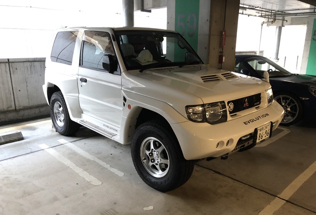 Mitsubishi Pajero Evolution