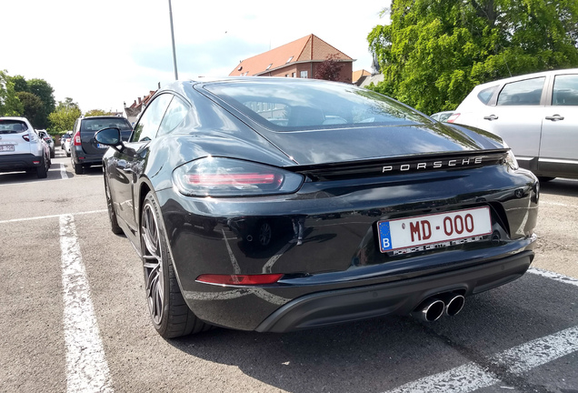 Porsche 718 Cayman S