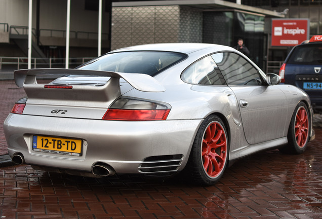 Porsche 996 GT2