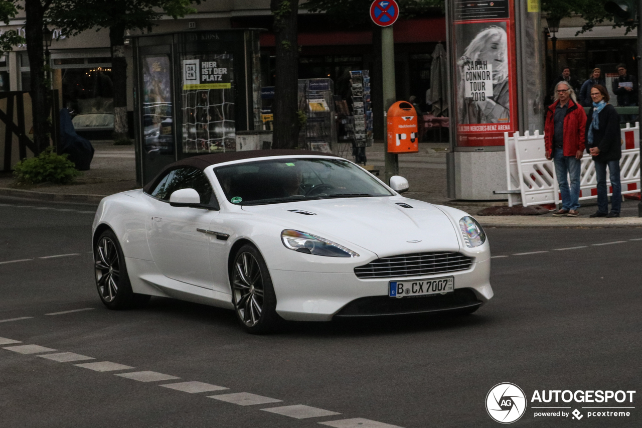 Aston Martin Virage Volante 2011