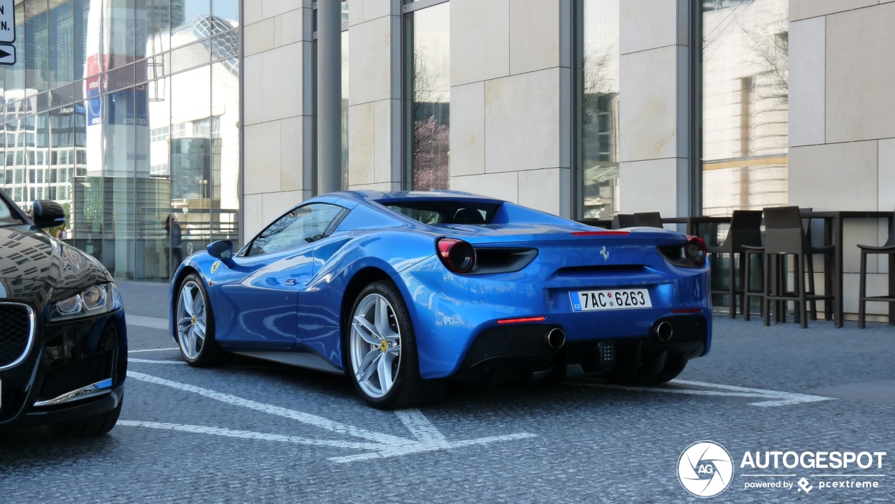 Ferrari 488 Spider