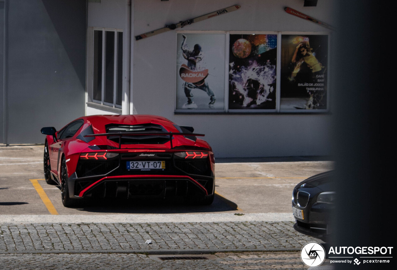 Lamborghini Aventador LP750-4 SuperVeloce