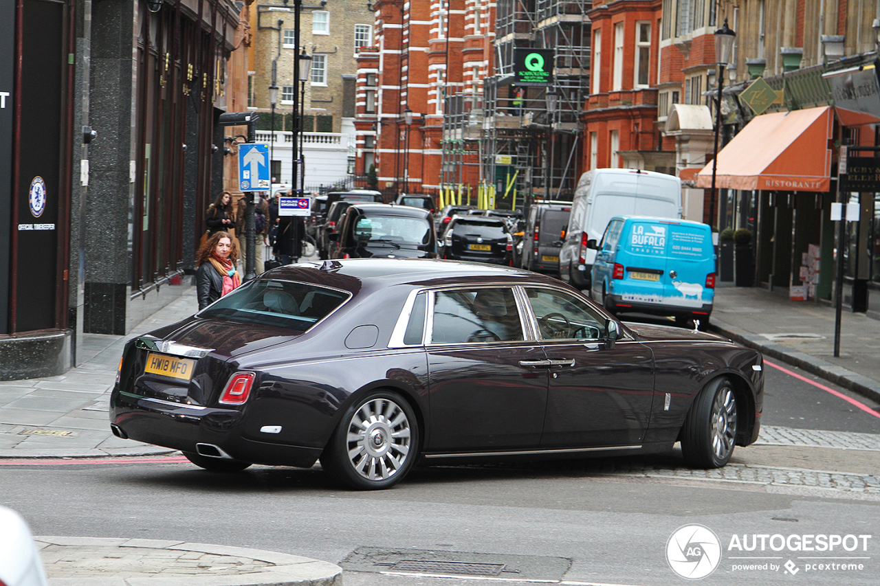 Rolls-Royce Phantom VIII EWB