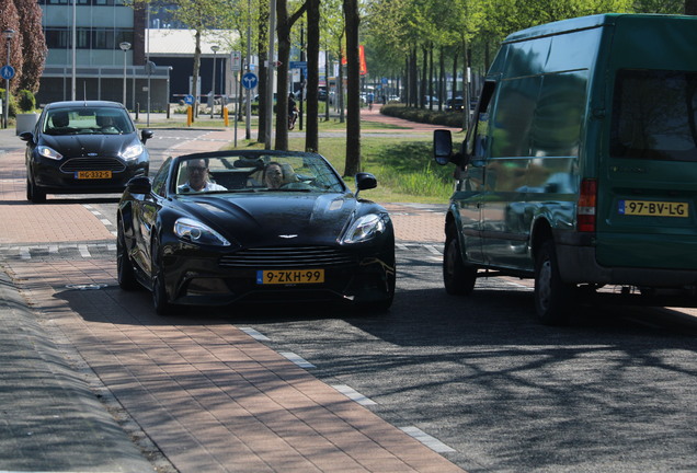 Aston Martin Vanquish Volante