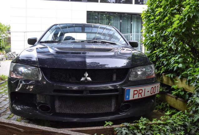 Mitsubishi Lancer Evolution IX