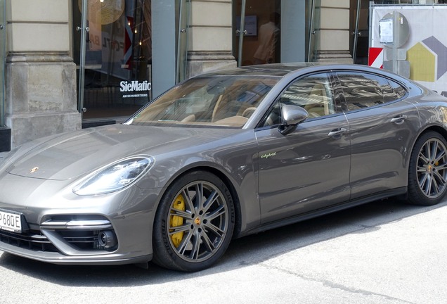 Porsche 971 Panamera Turbo S E-Hybrid