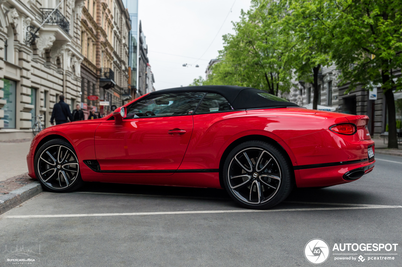 Bentley Continental GTC 2019