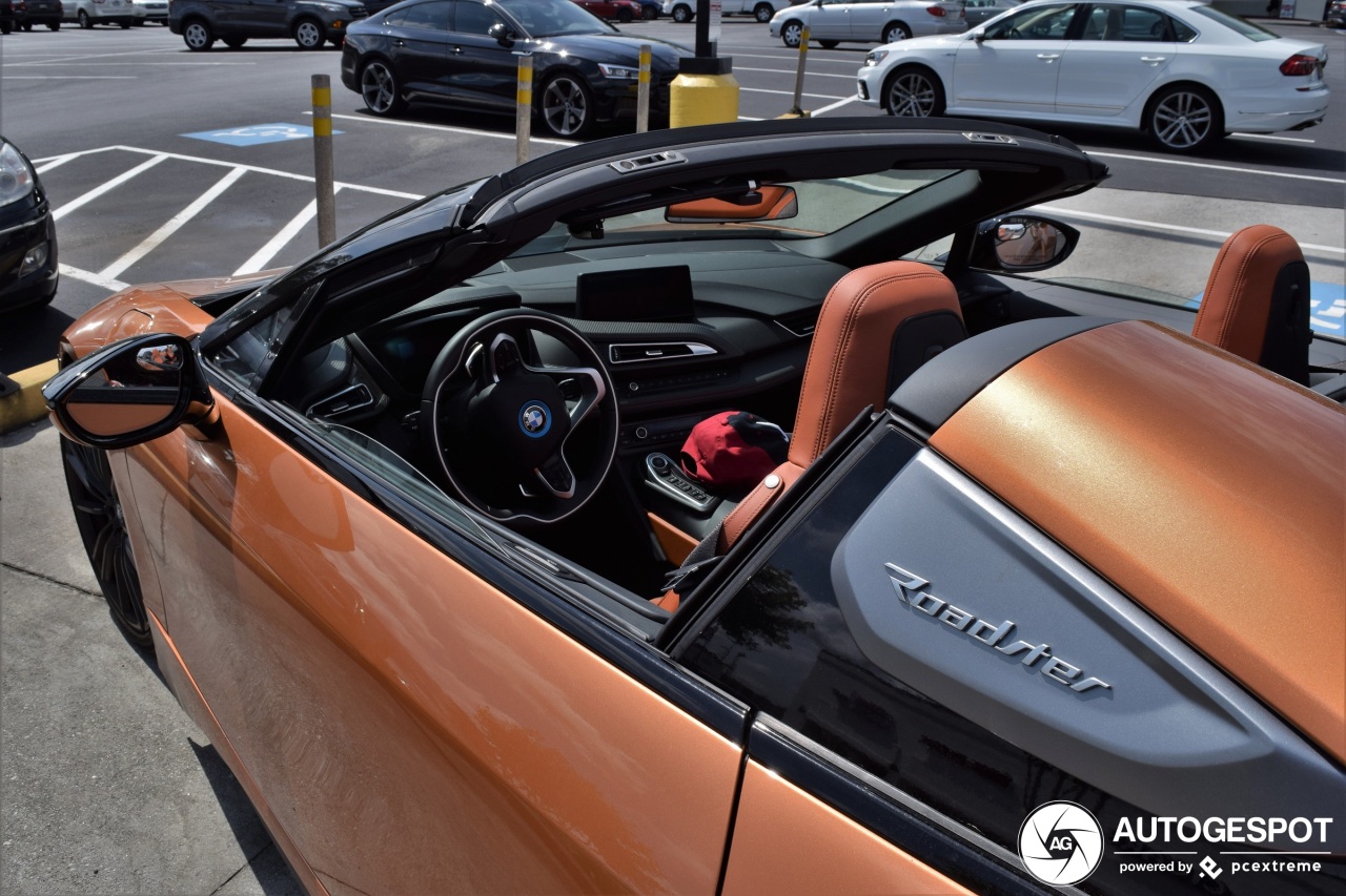 BMW i8 Roadster