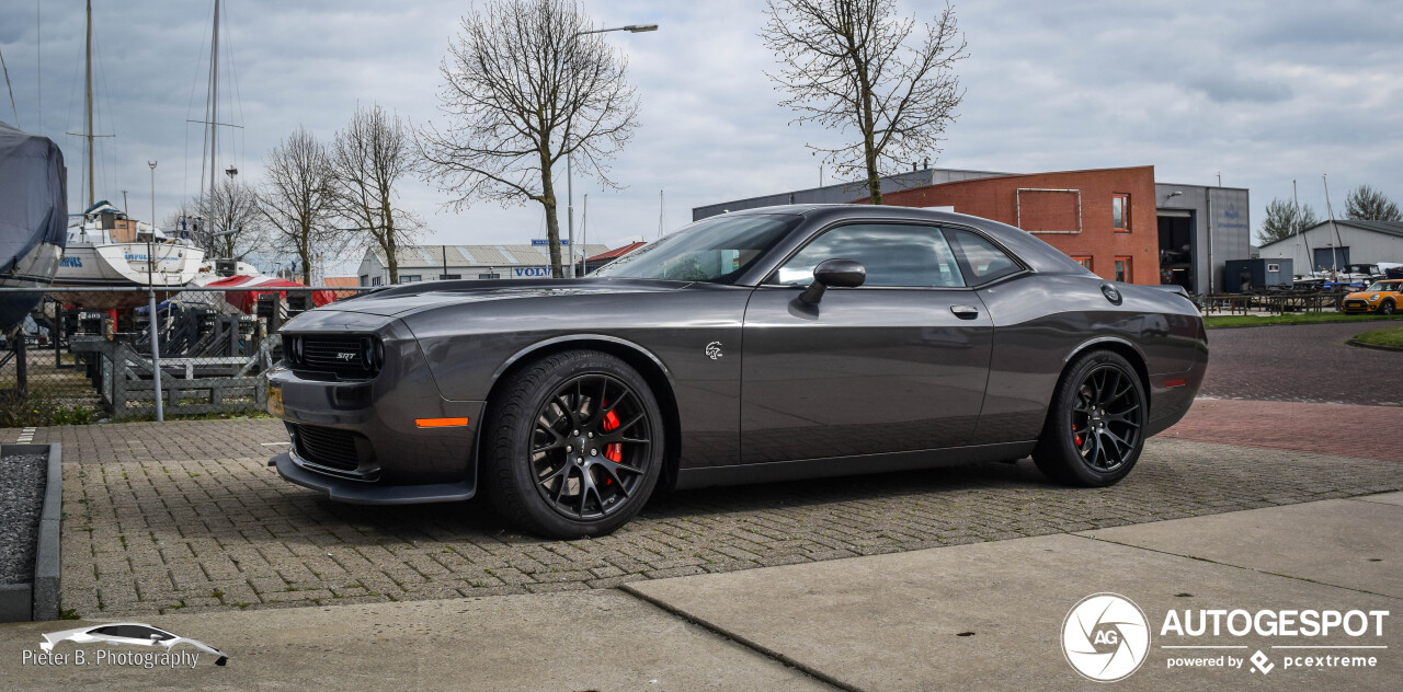 Dodge Challenger SRT Hellcat