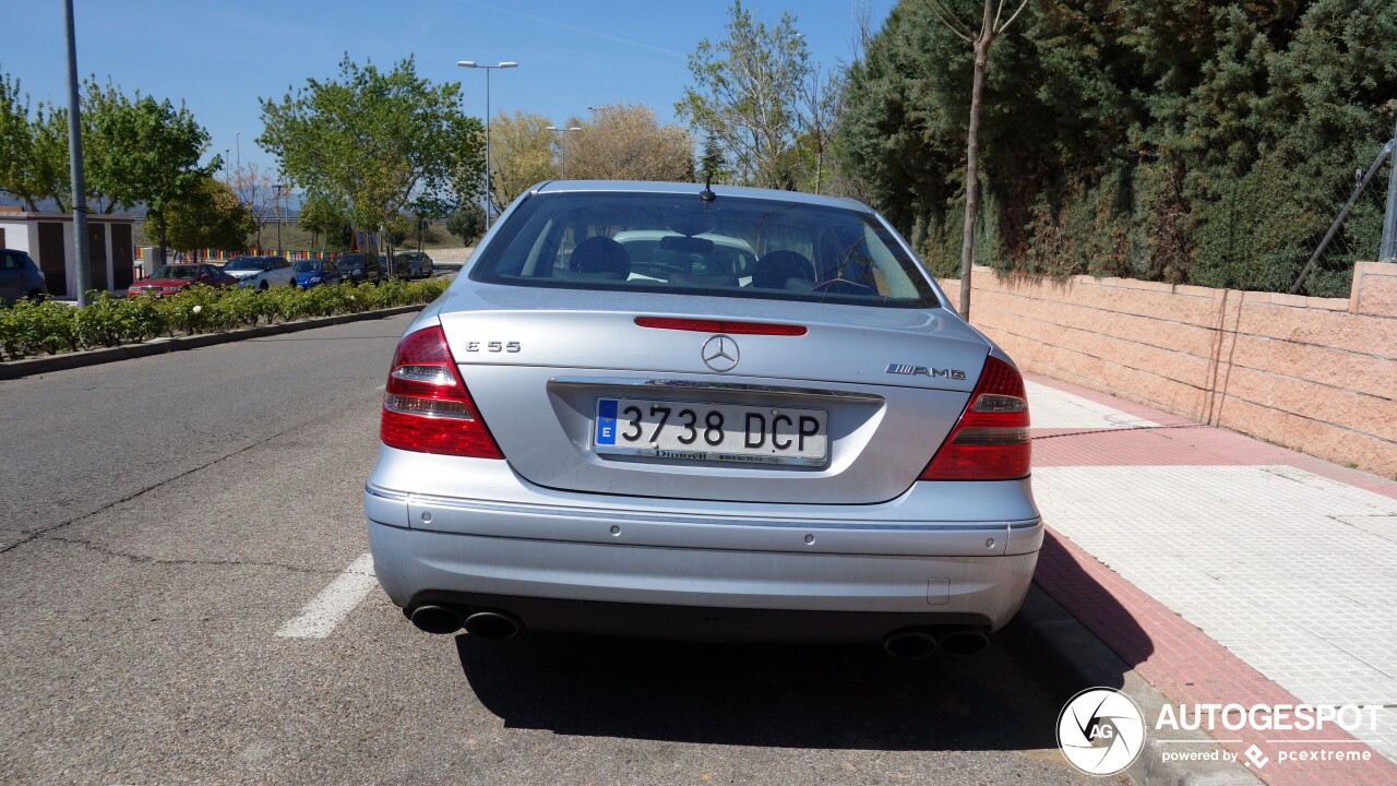 Mercedes-Benz E 55 AMG