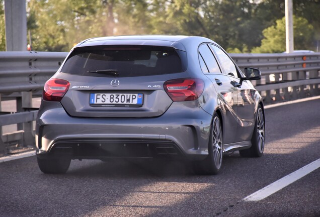 Mercedes-AMG A 45 W176 2015