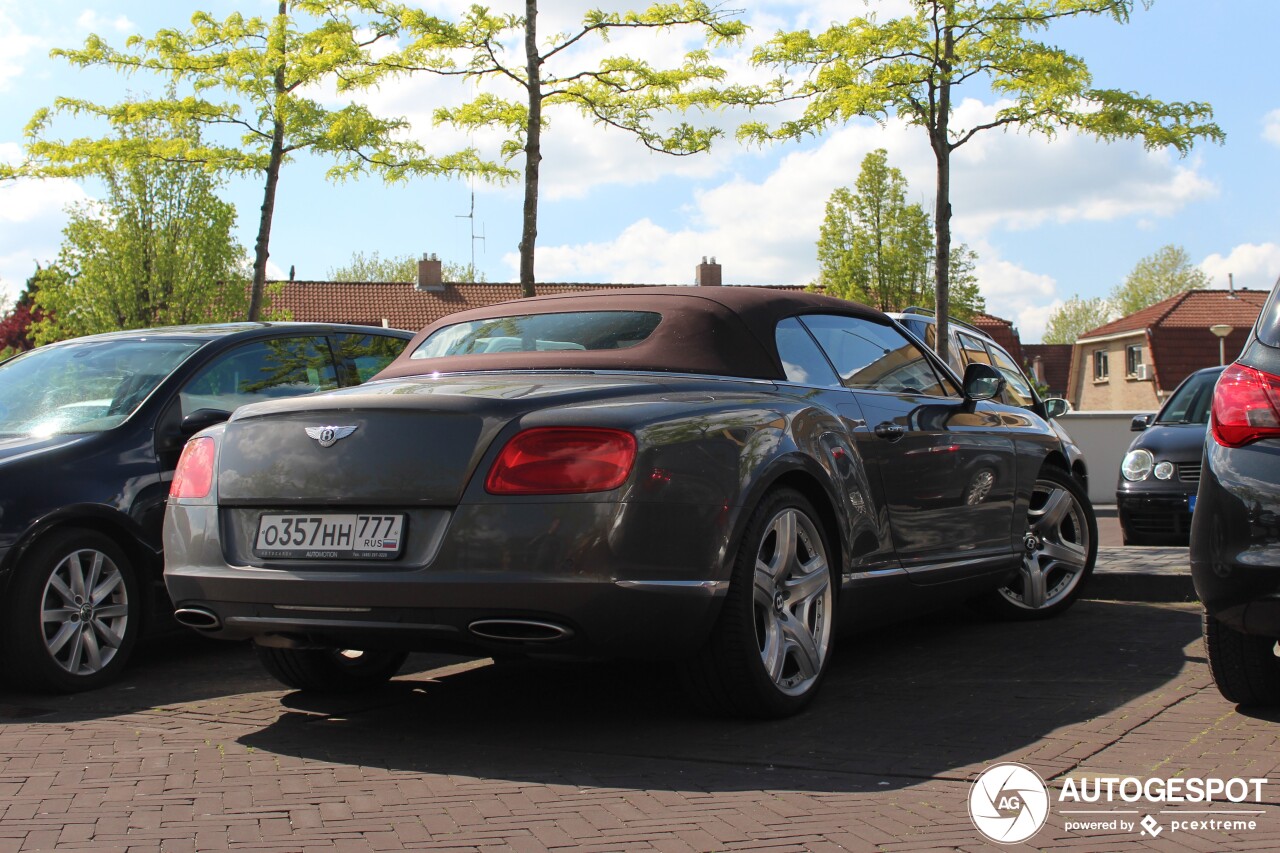 Bentley Continental GTC 2012