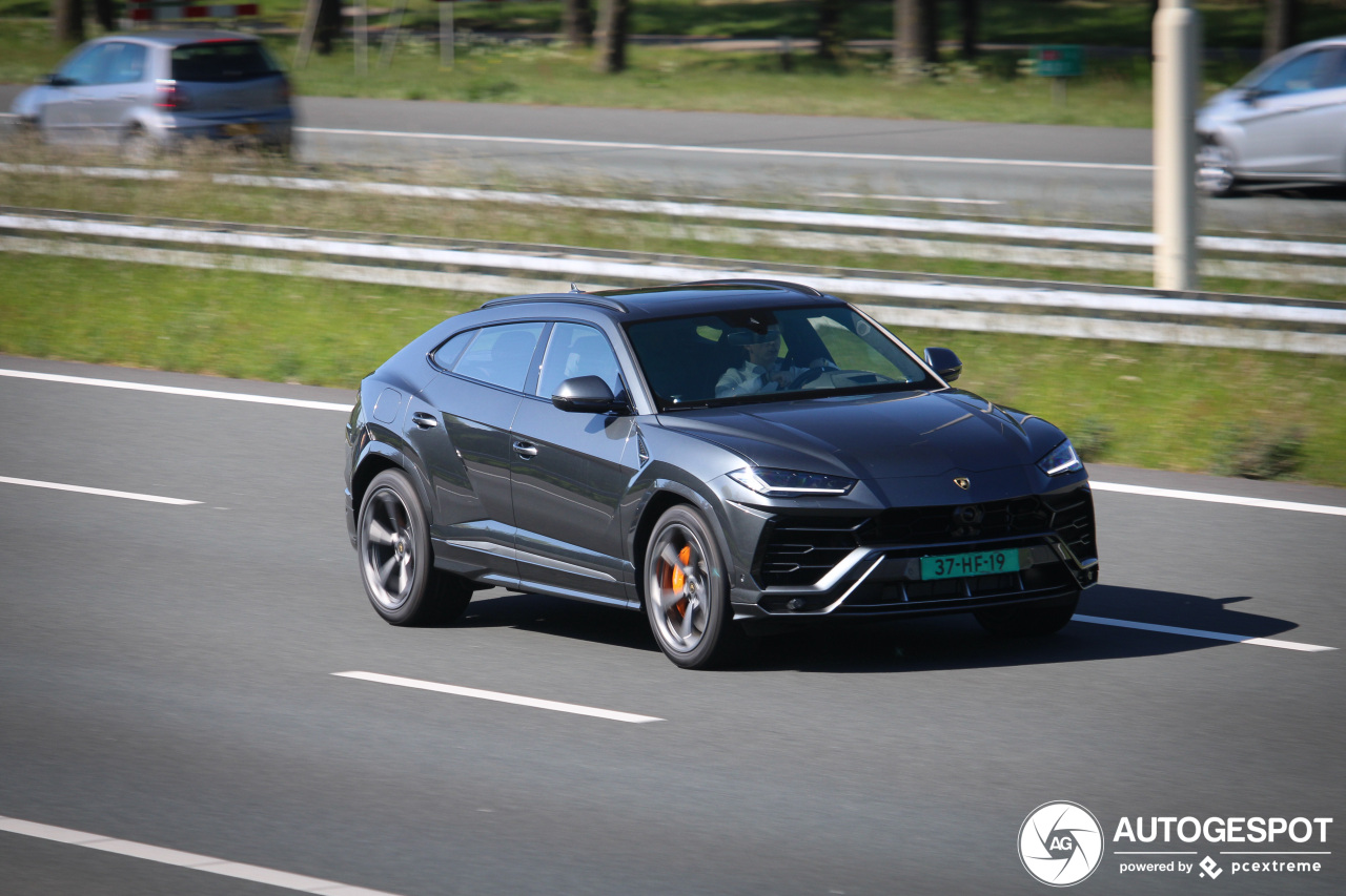 Lamborghini Urus