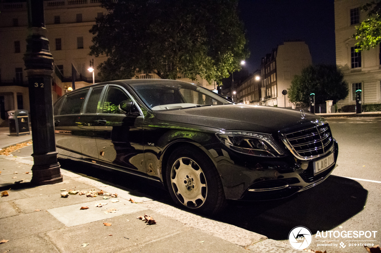 Mercedes-Maybach S 600 Pullman VV222