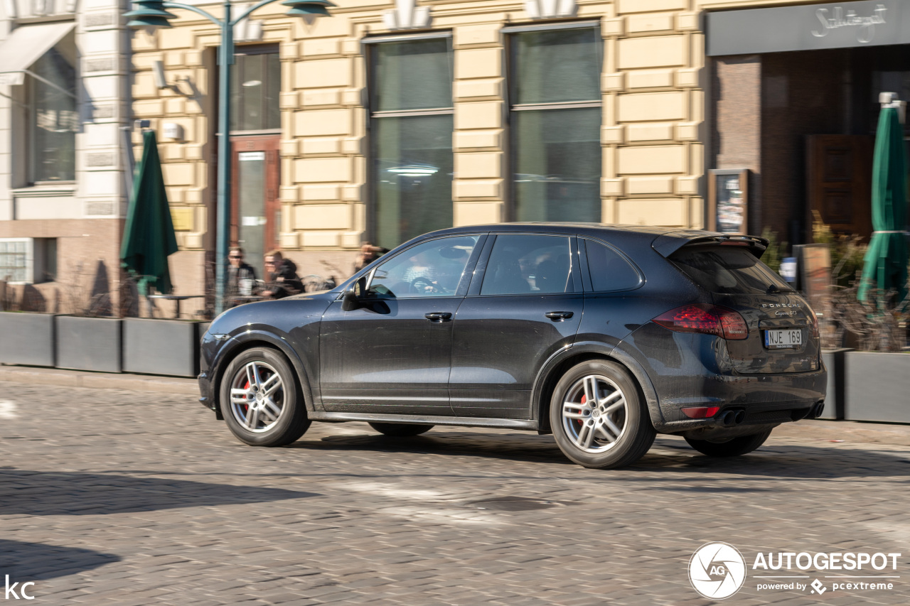 Porsche 958 Cayenne GTS