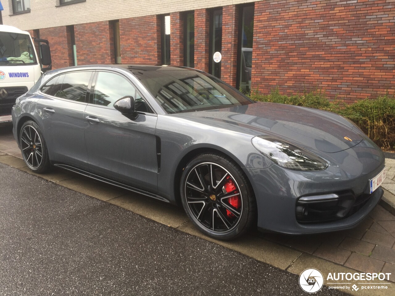 Porsche 971 Panamera GTS Sport Turismo