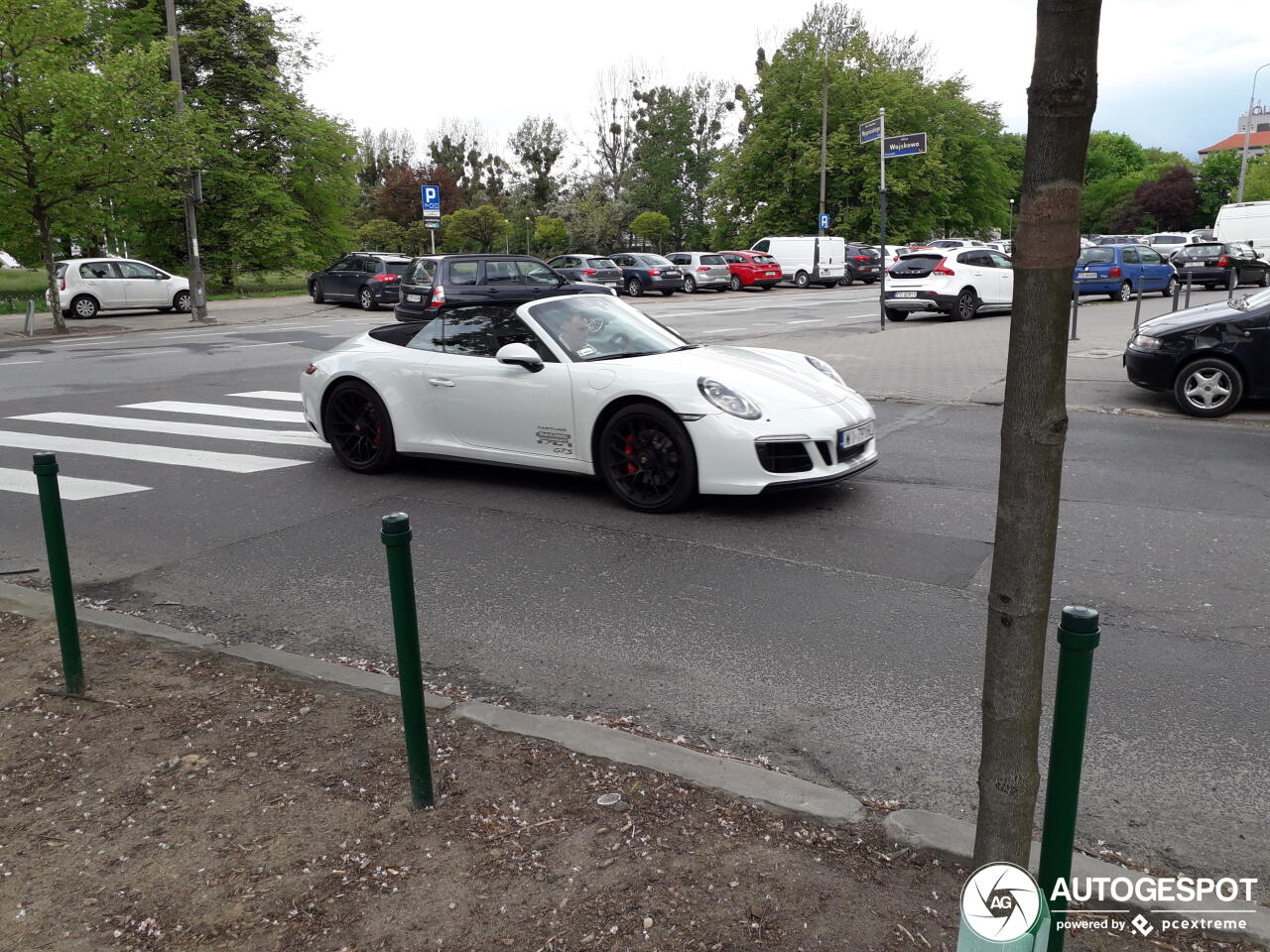 Porsche 991 Carrera 4 GTS Cabriolet MkII