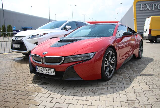 BMW i8 Protonic Red Edition