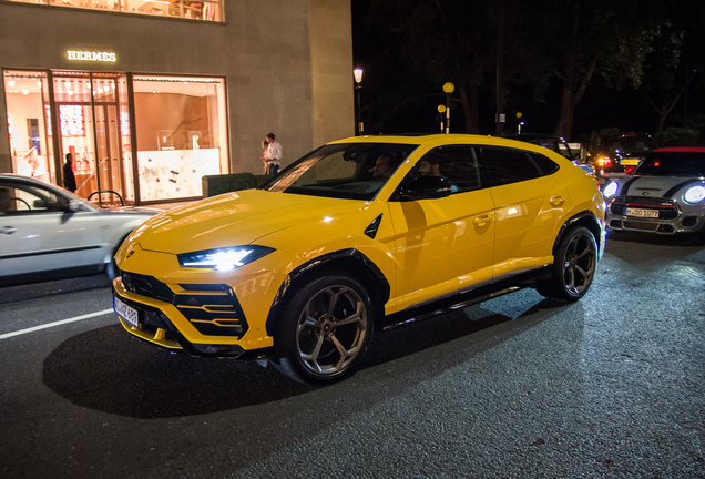 Lamborghini Urus