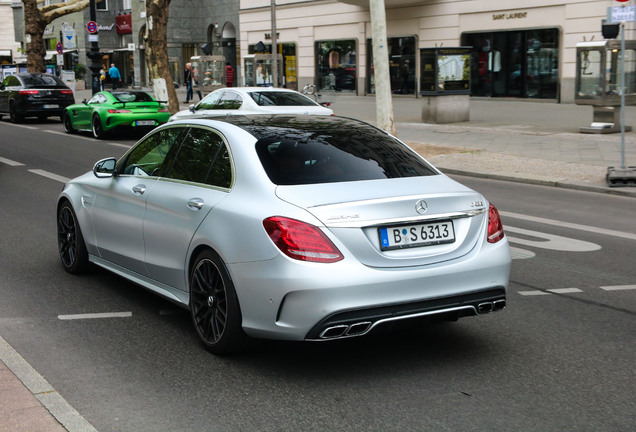 Mercedes-AMG C 63 S W205