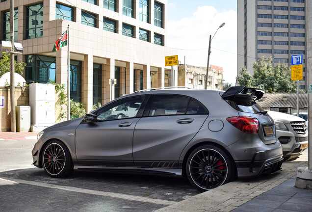 Mercedes-AMG A 45 W176 2015