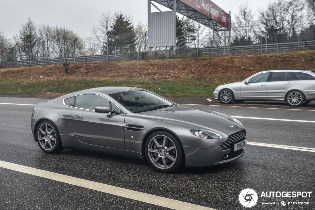 Aston Martin V8 Vantage